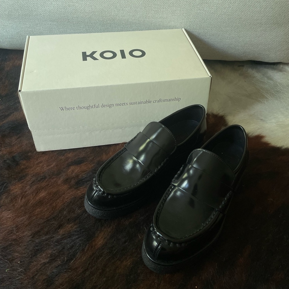 KOIO Black Leather Loafers - Picture 4 of 4
